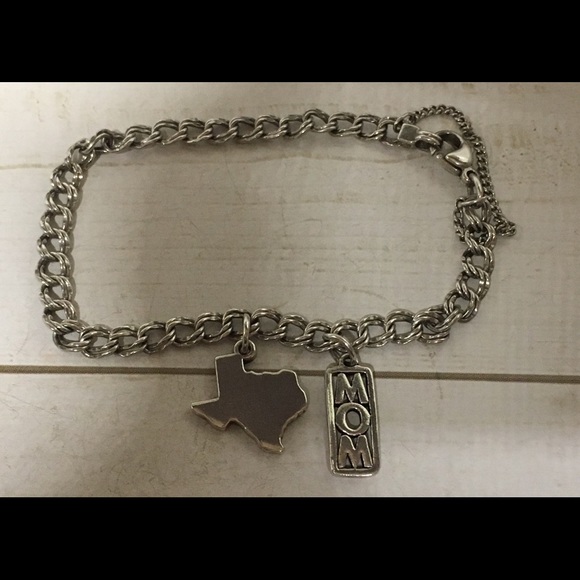 James Avery Jewelry - James Avery Bracelet w/two charms